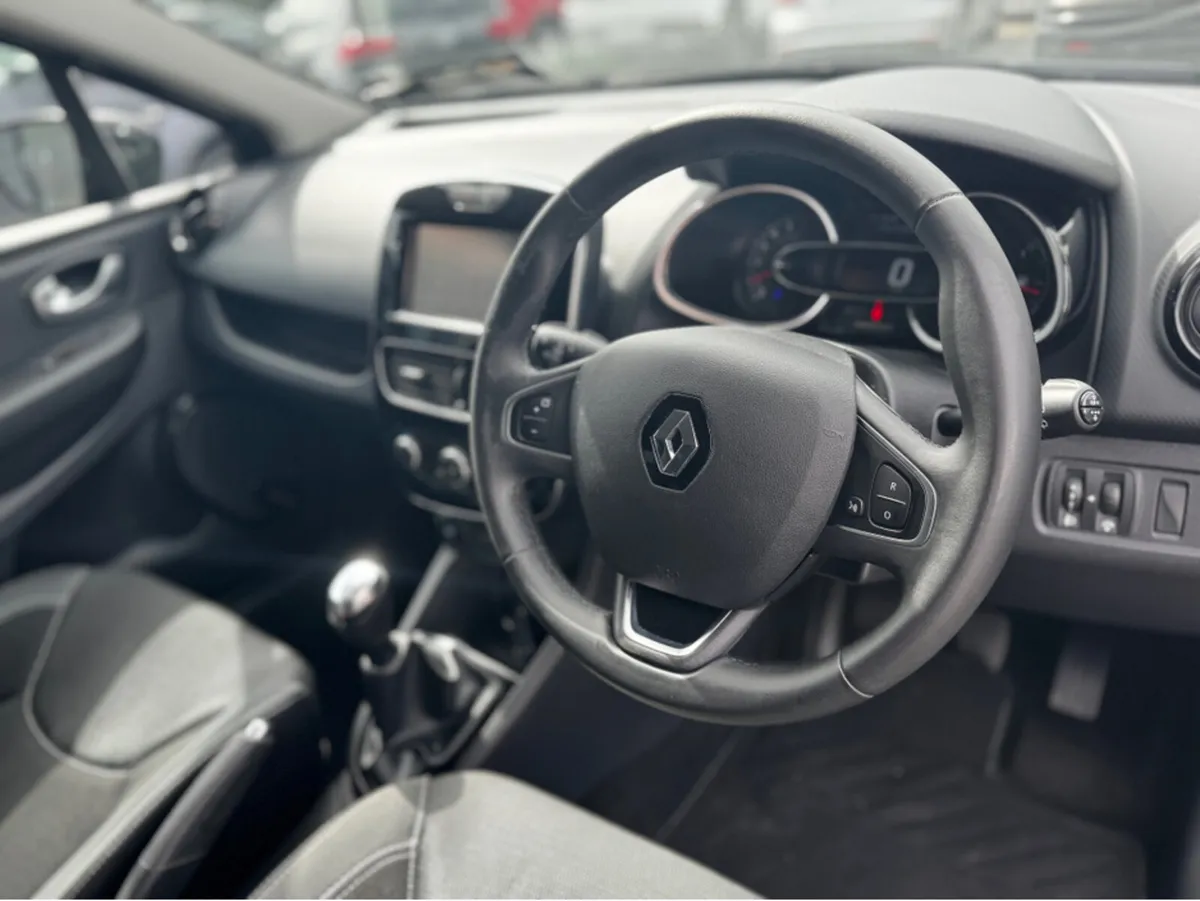 Renault Clio 0.9 DYNAMIQUE TCE NAV 90B 90BHP 5DR - Image 4