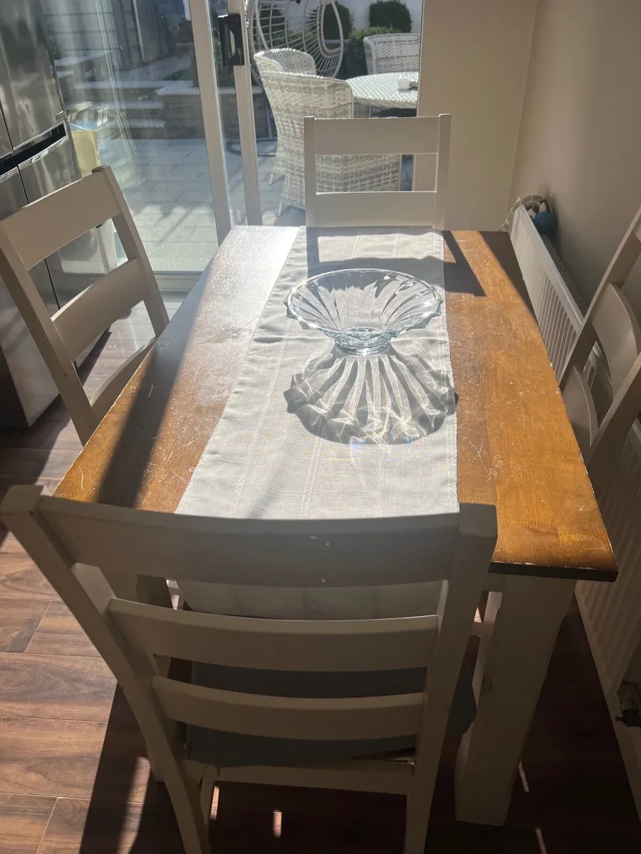 Dining table - Image 4