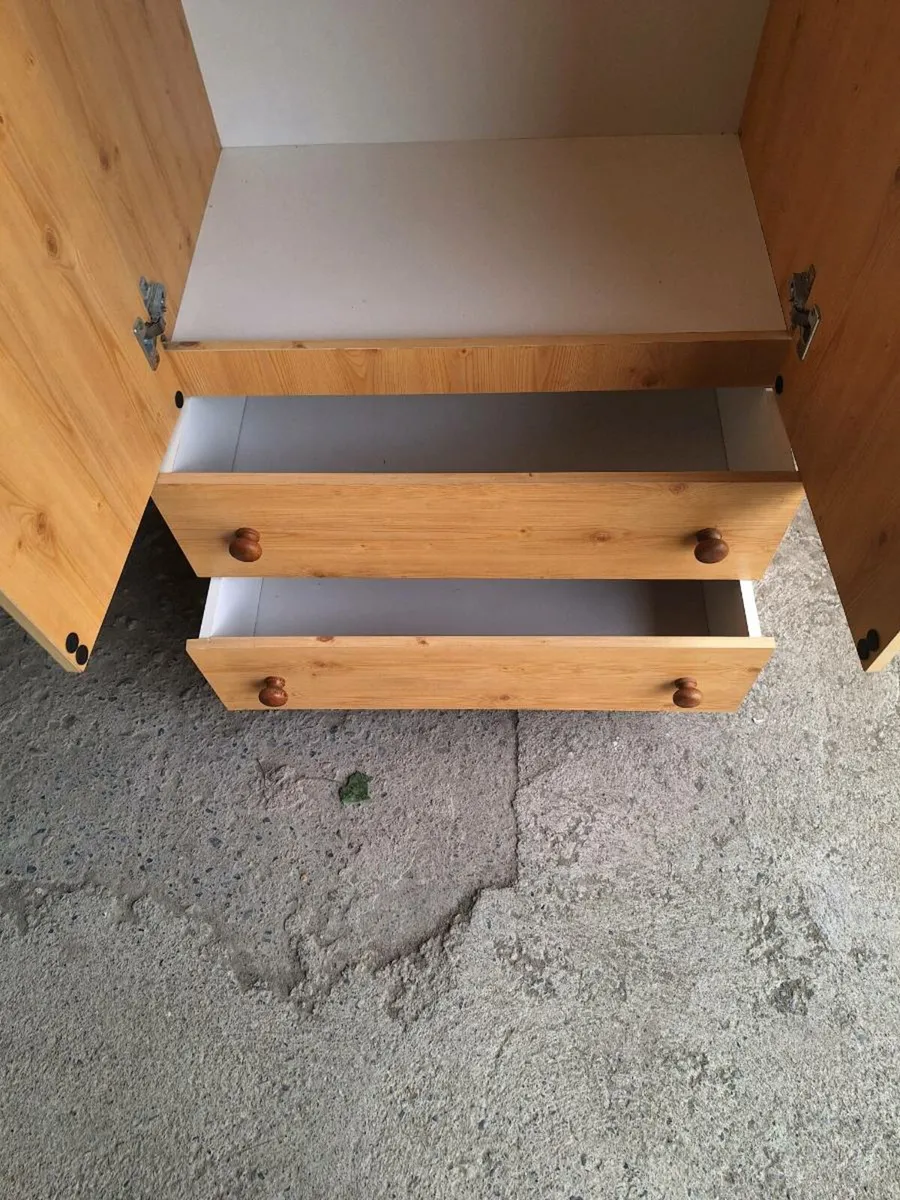 Simple wardrobe (DELIVERY) - Image 4