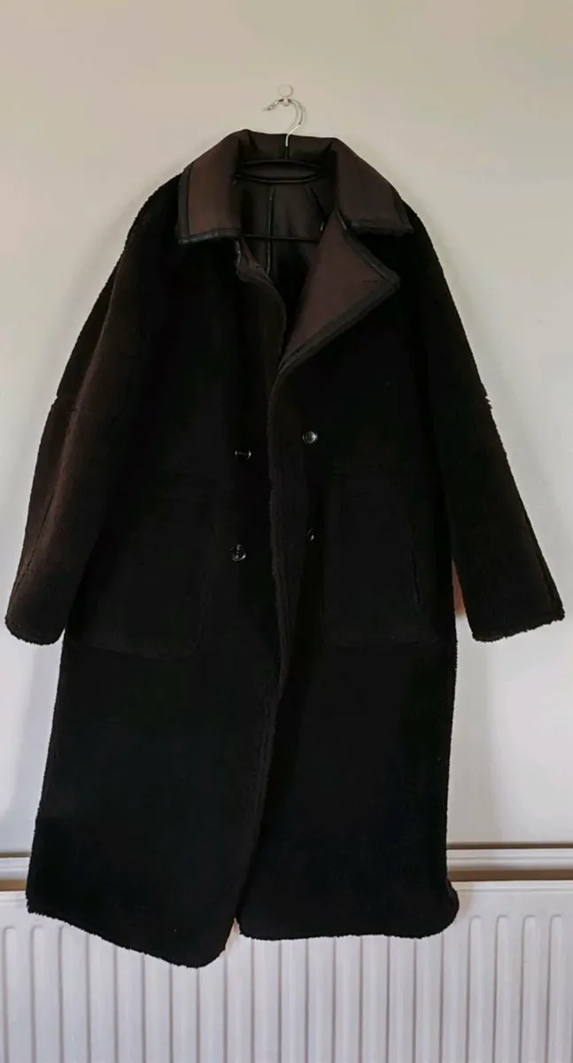 Ladies faux fur lined coat - Image 2
