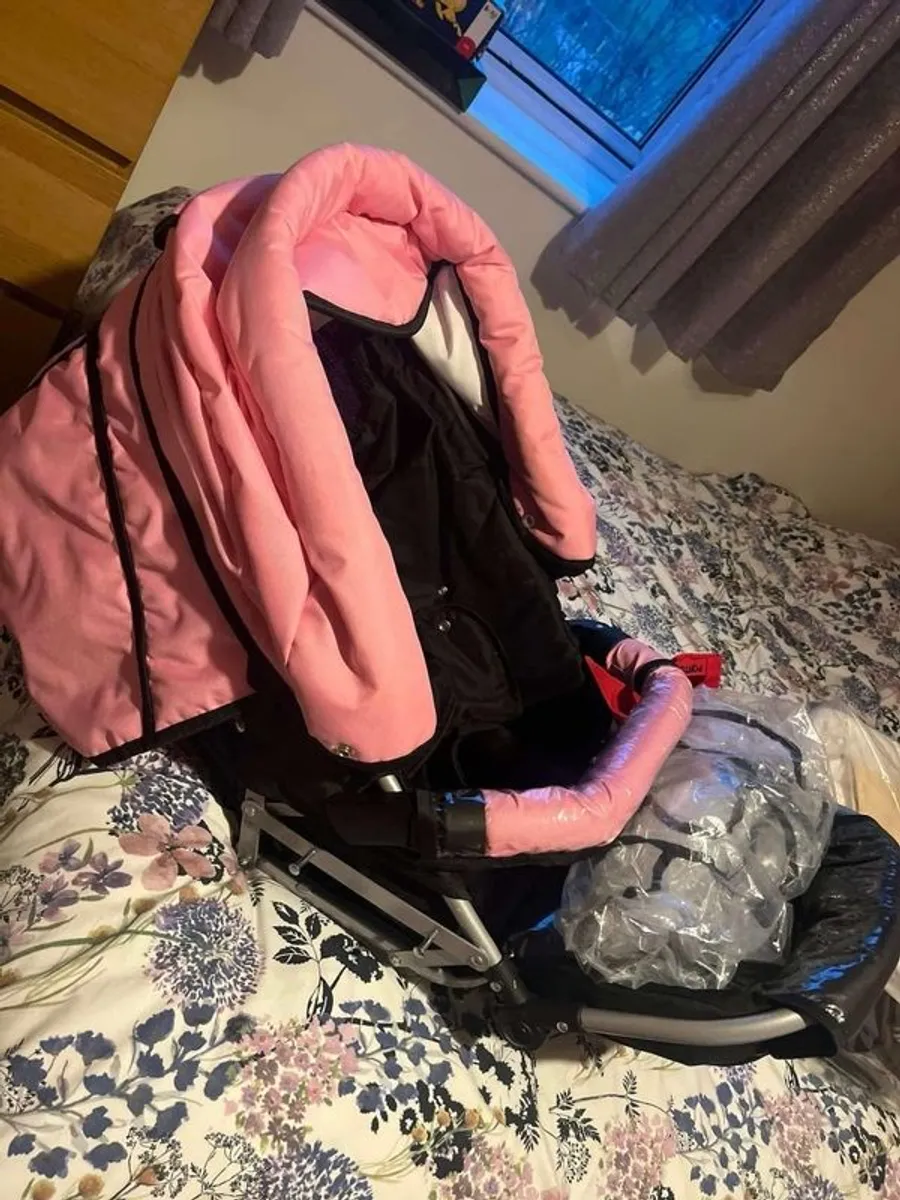 Prams - Image 1