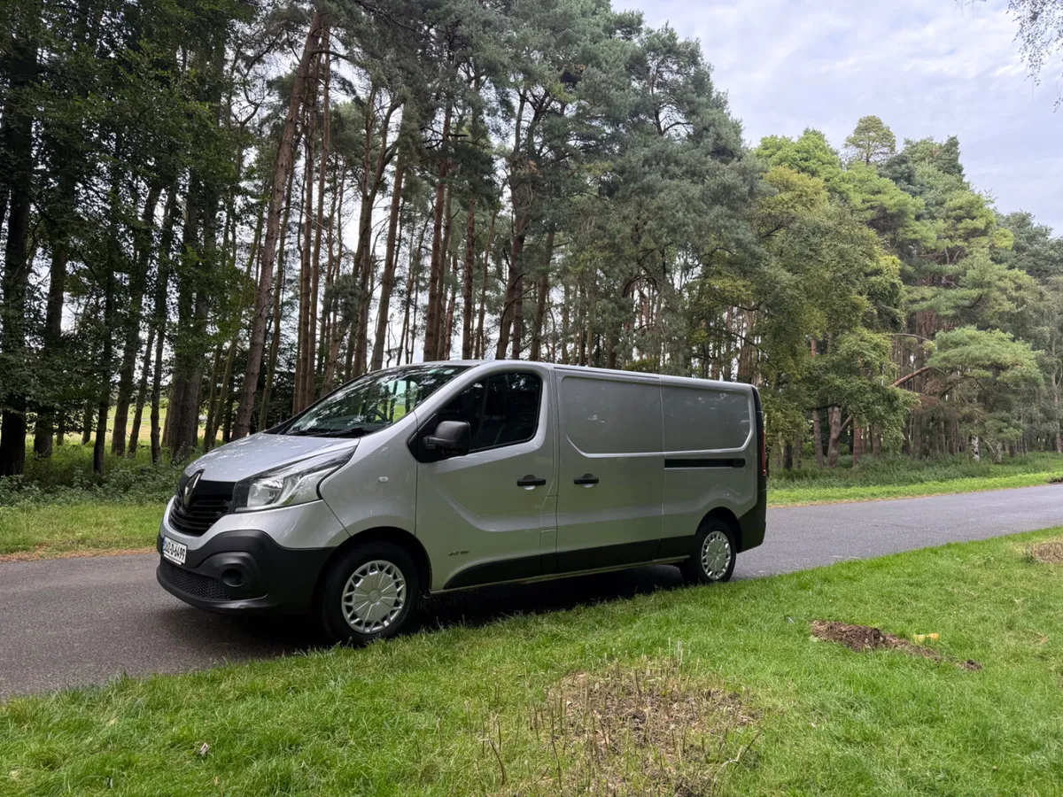 Renault Trafic 2016 Diesel Van - Image 3