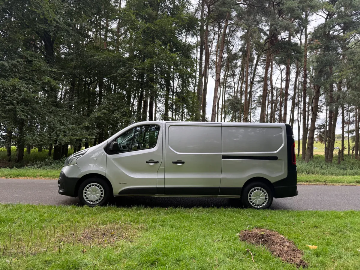 Renault Trafic 2016 Diesel Van - Image 4