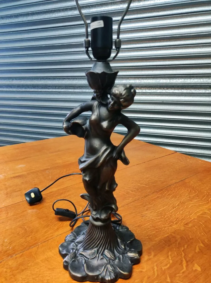 Art deco vintage tiffany victorian Lamp - Image 4