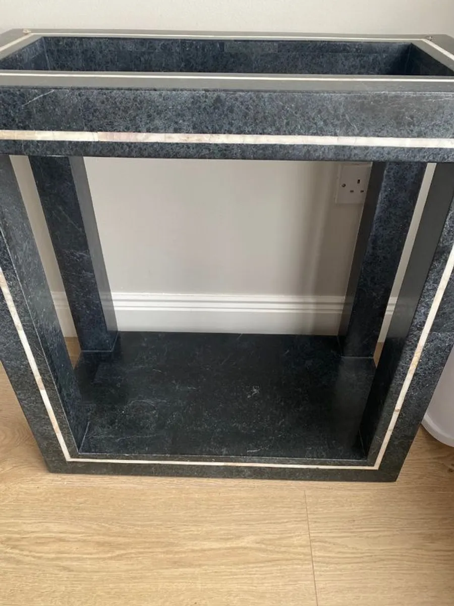 Console Table - Image 2