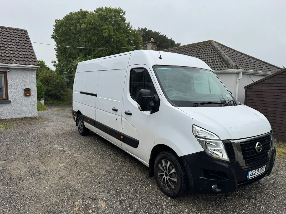 202 Nissan NV400 - Image 2