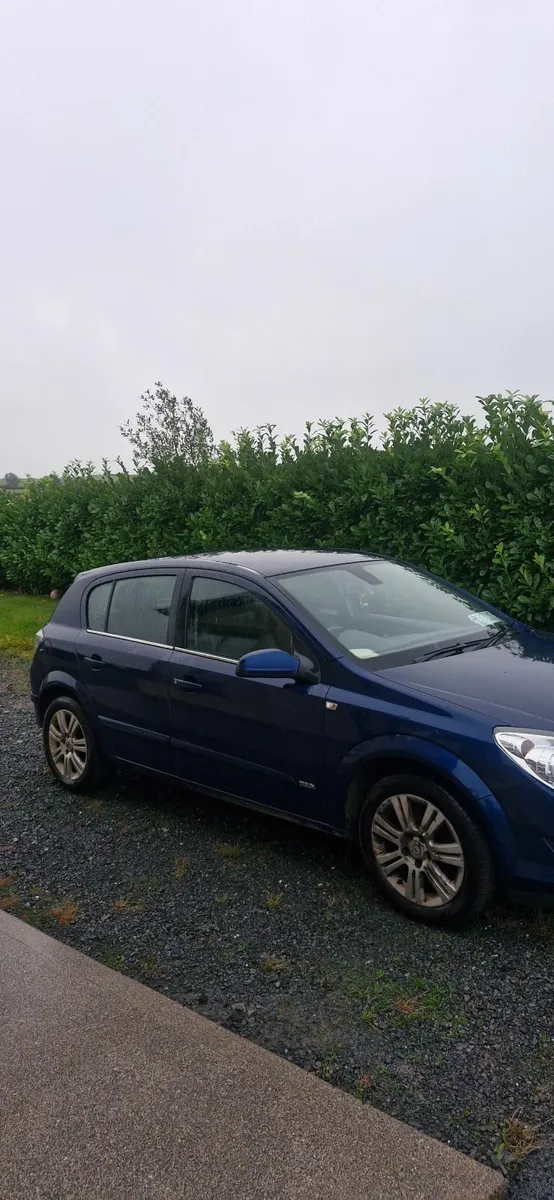 Opel Astra 2009 - Image 3