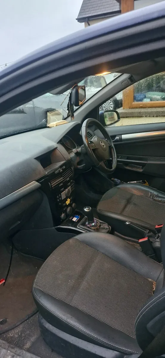 Opel Astra 2009 - Image 4