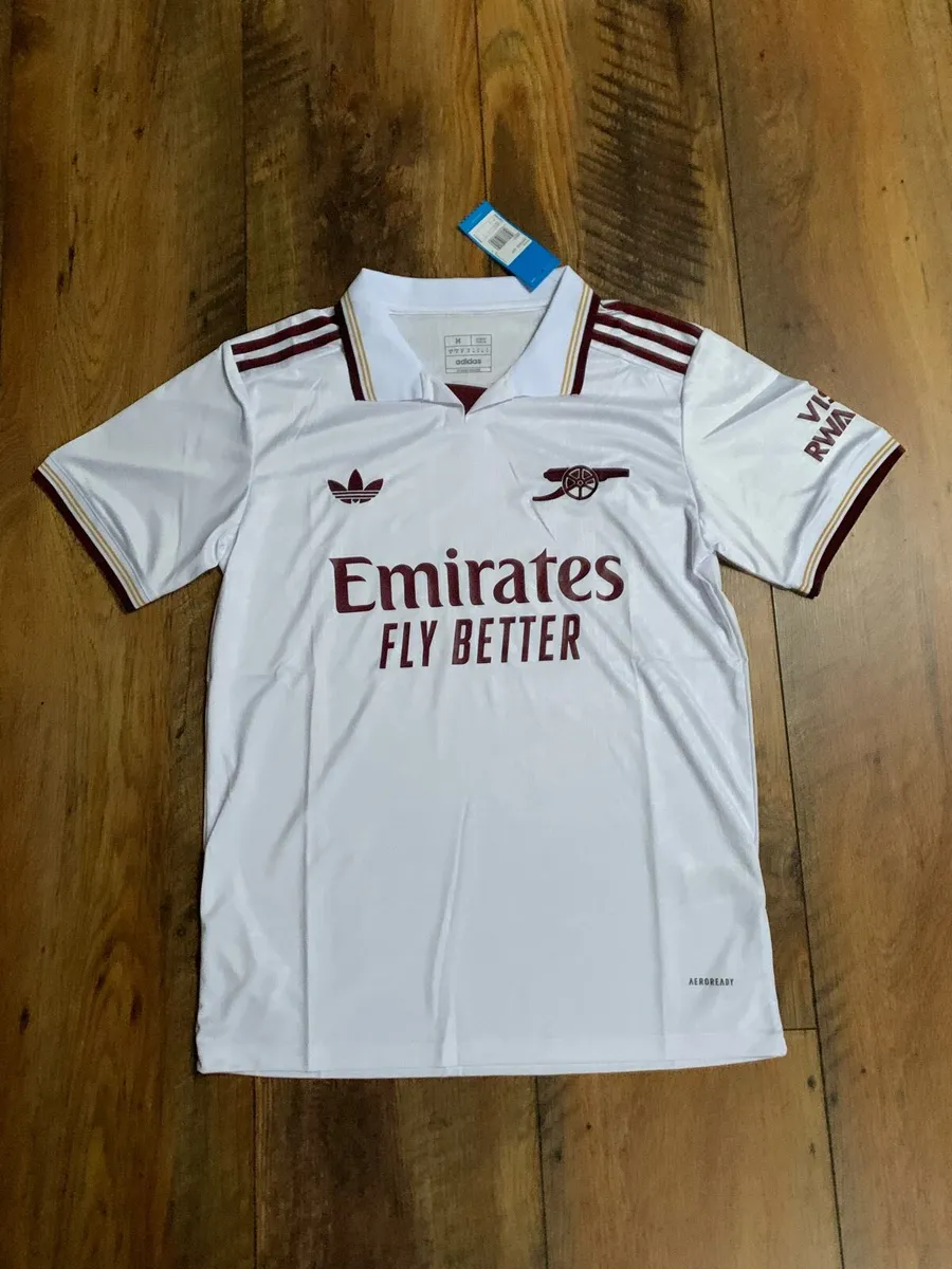 Arsenal 3rd Kit - Image 1
