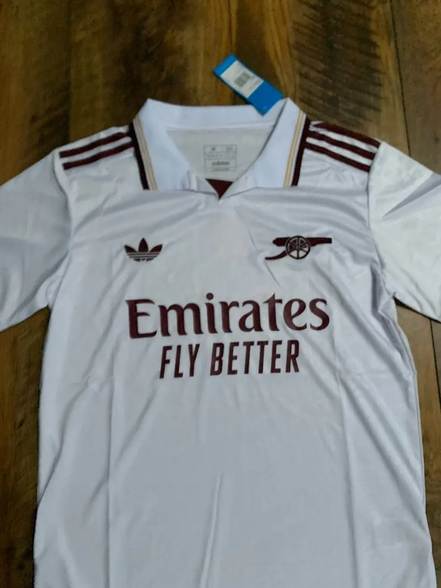 Arsenal 3rd Kit - Image 4