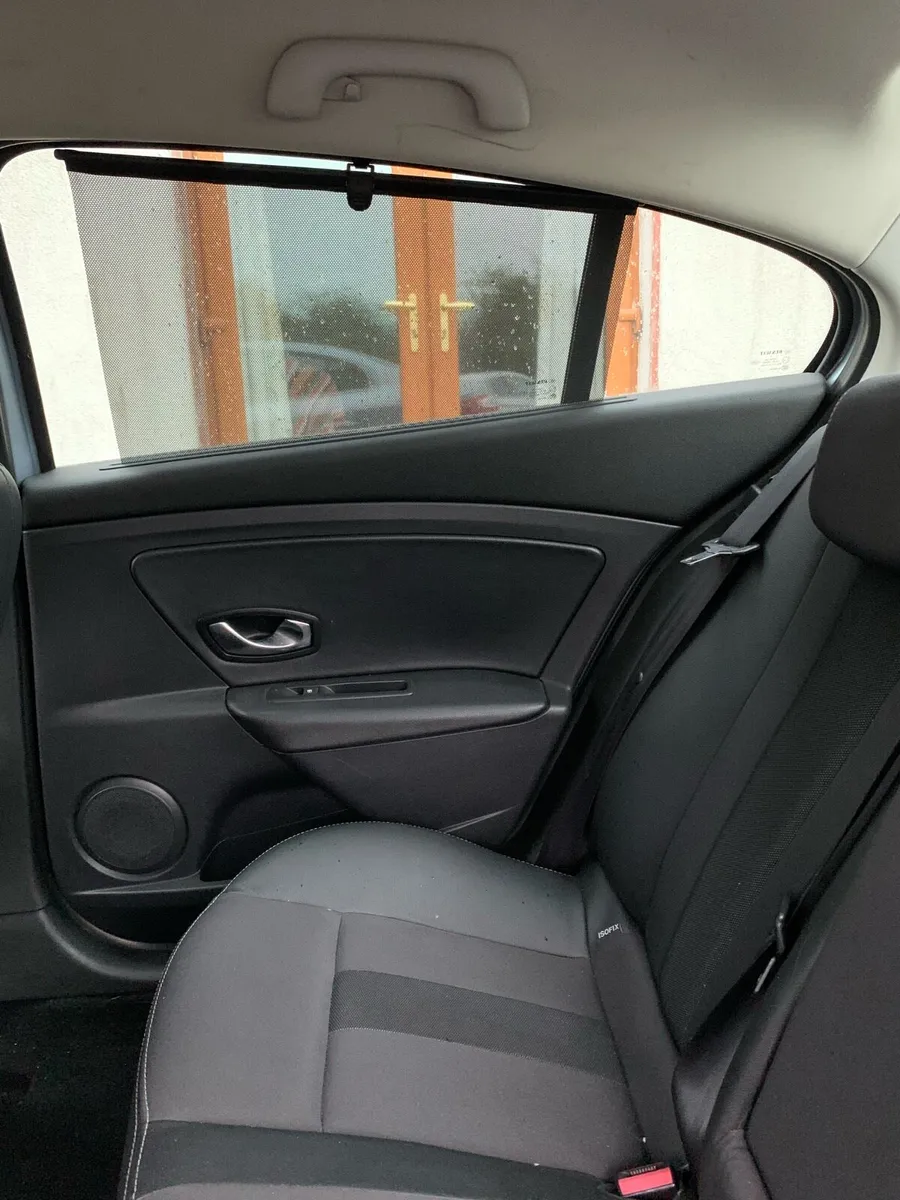 Car - Image 2