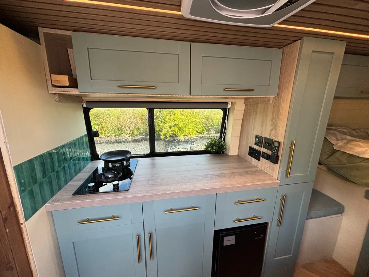Camper Van - Image 3