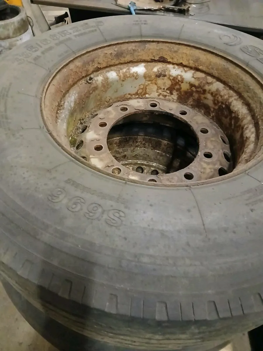 Tyres - Image 2