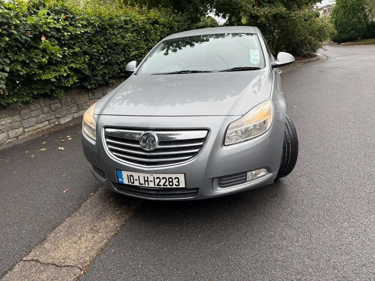 Opel Insignia - Image 1