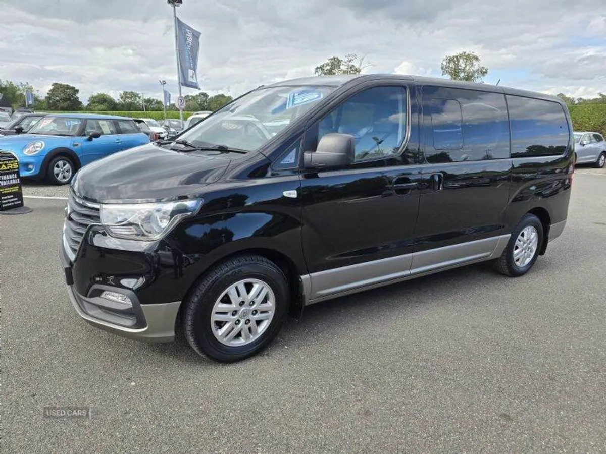 Hyundai i800 SE - Image 2