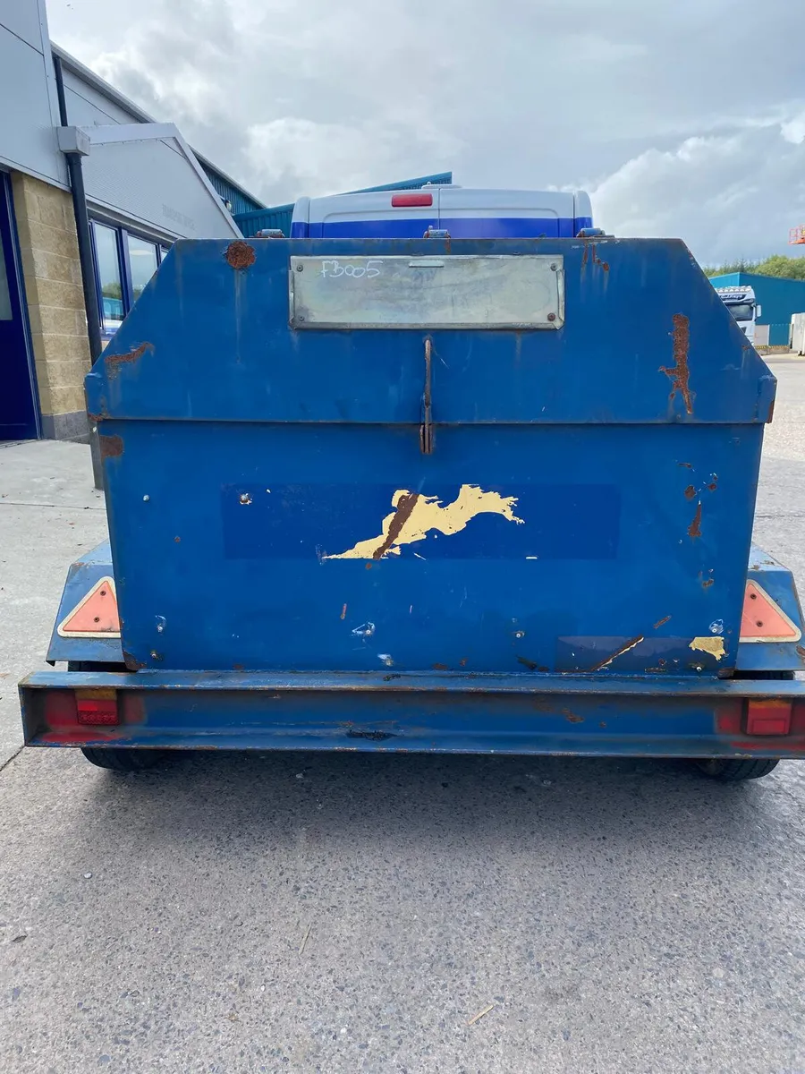 1100LTR TOWABLE FUEL BOWSER C/W 12V PUMP - Image 2