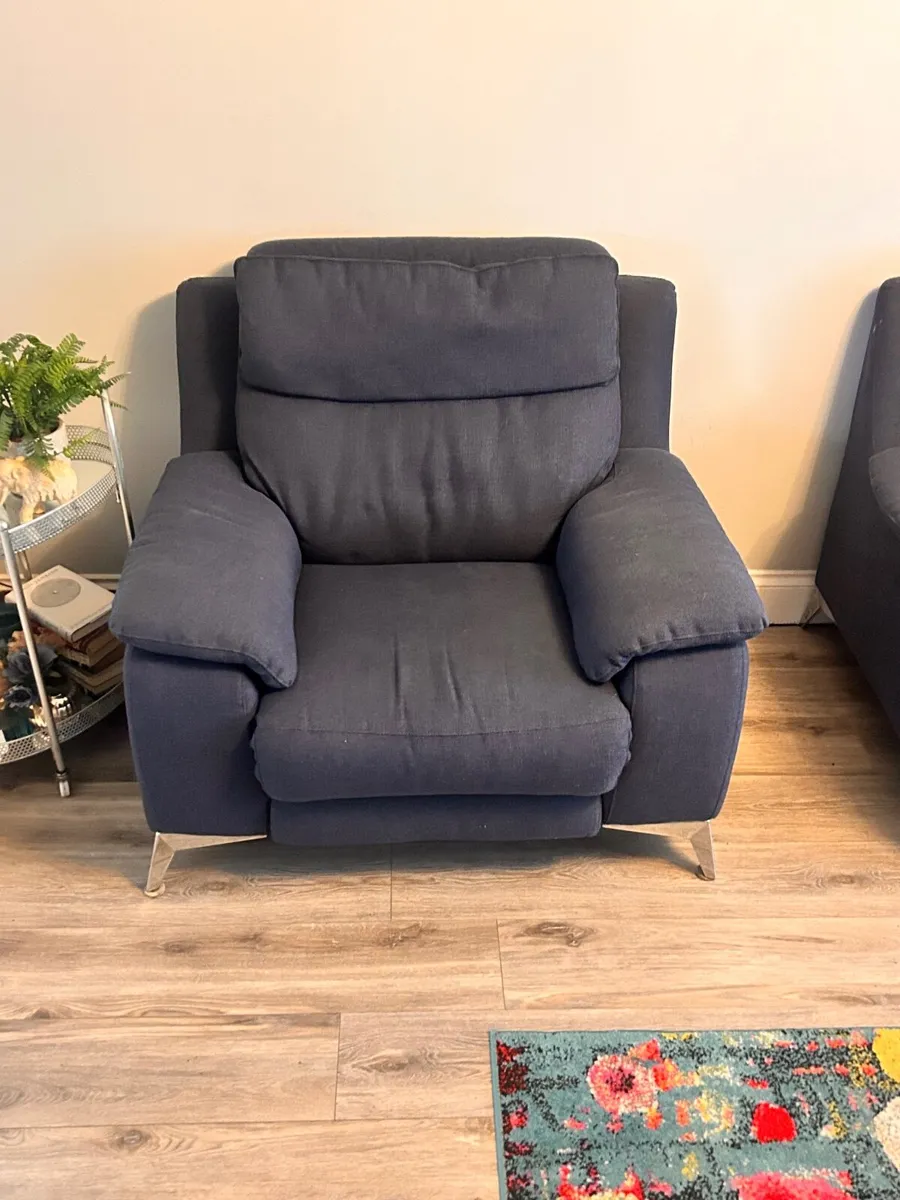 Corner suite and arm chair - Image 2