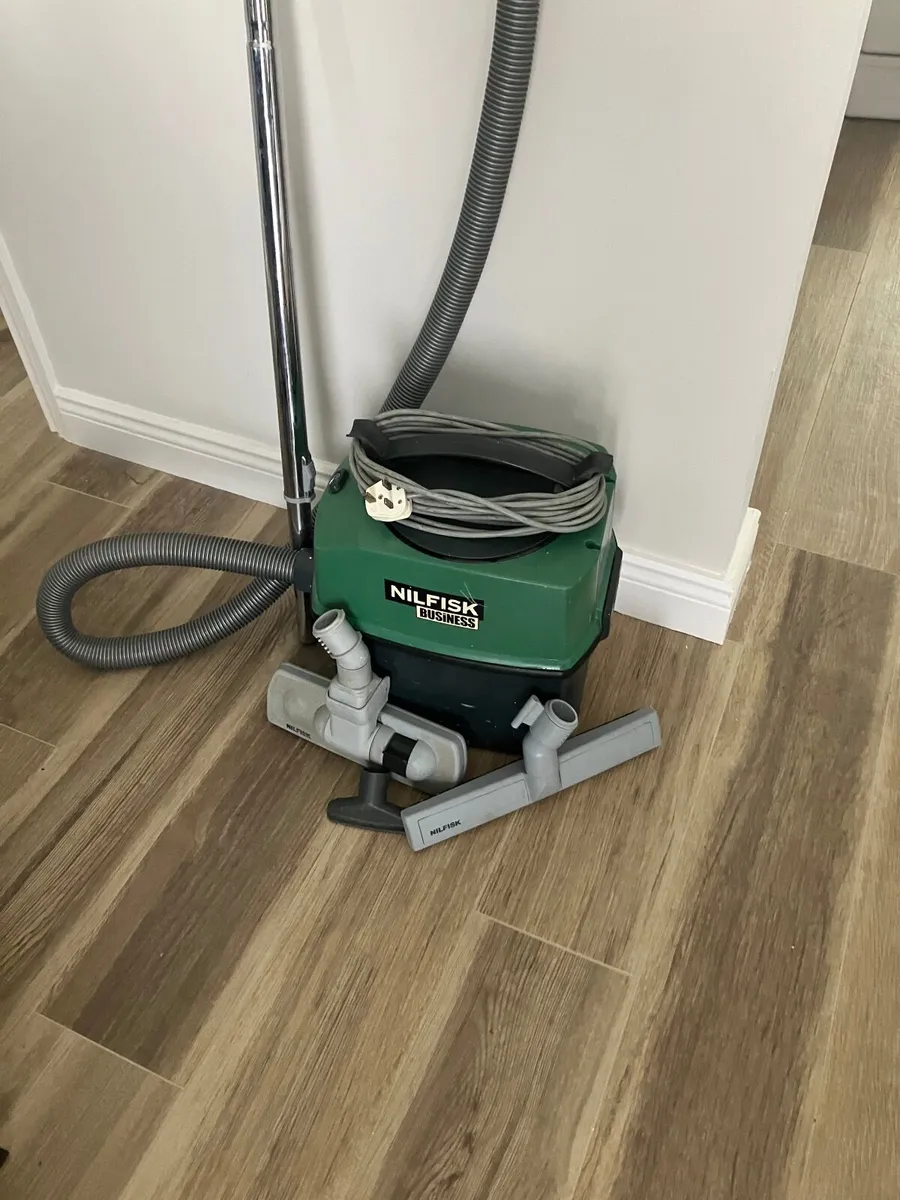 Nilfisk Hoover - Image 2
