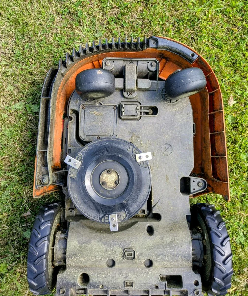 Worx Landroid L2000 Robot Mower Automower - Image 3