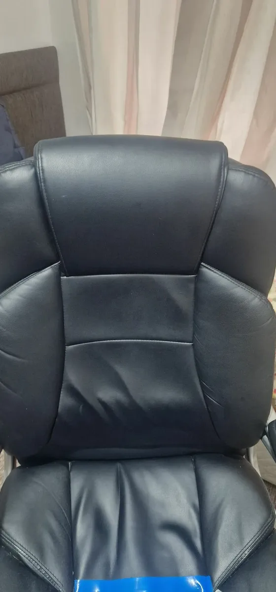 Chair - Image 3