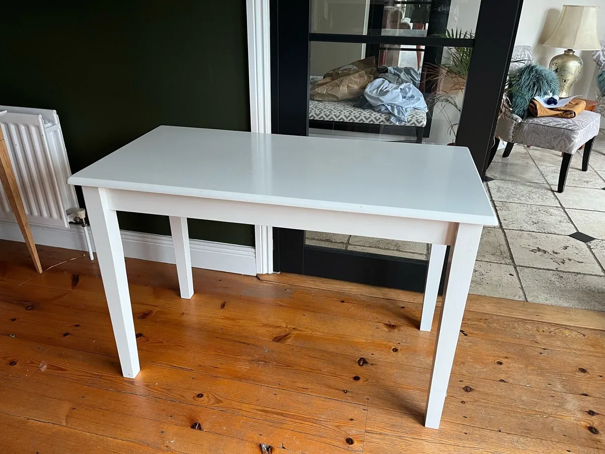 Desks - Image 2