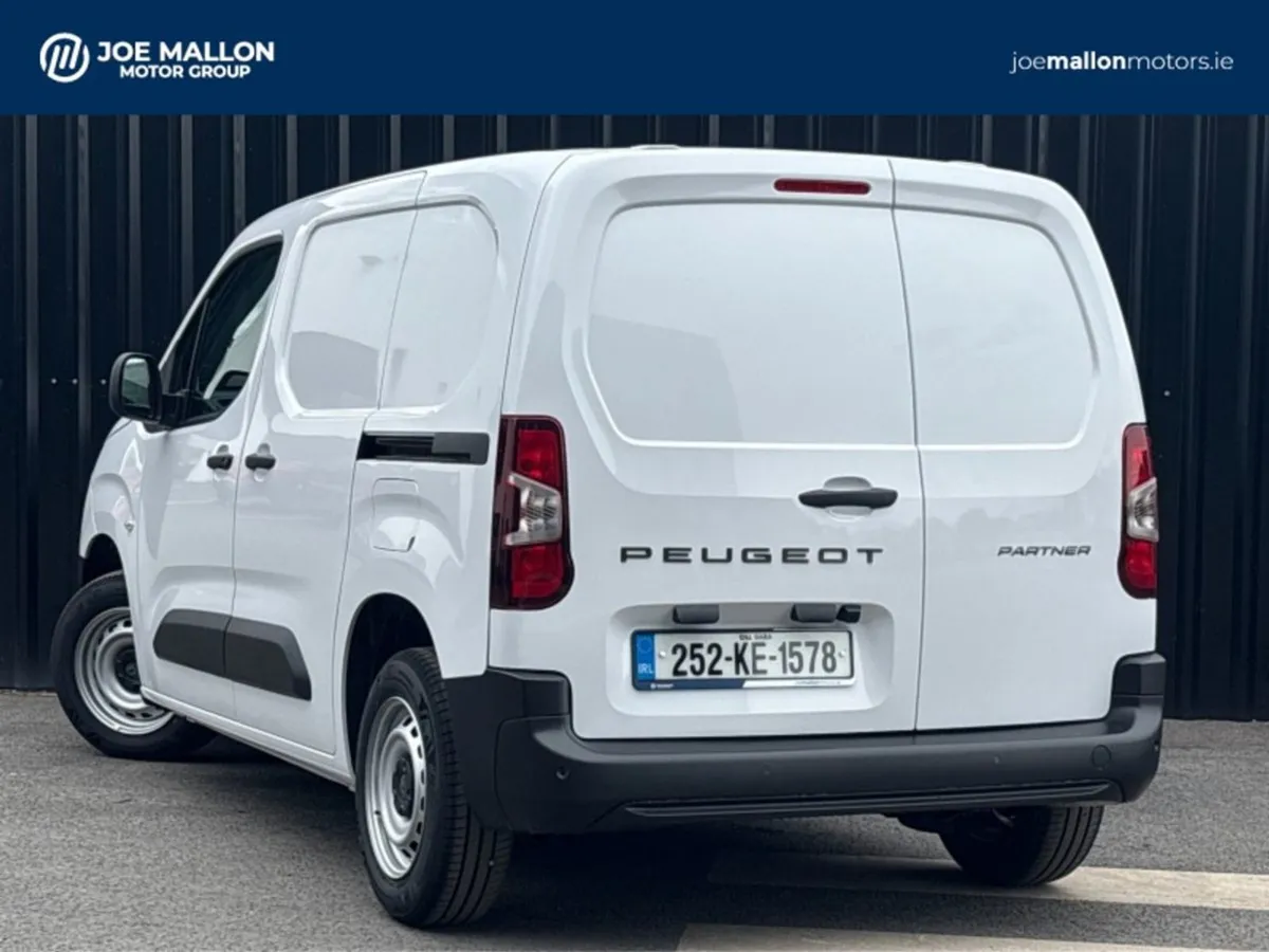 Peugeot Partner Pro-plus 1.5 100 Bhp.  pre-reg - Image 2