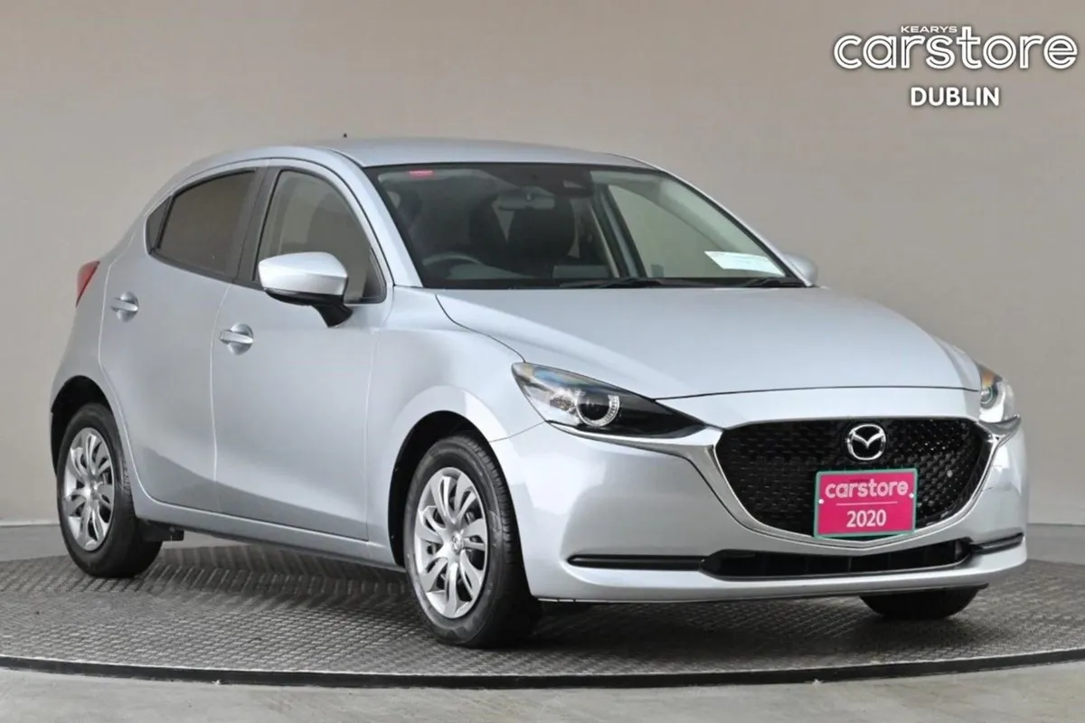 Mazda 2 1.5 Auto Skyactive  reverse Cam rear Park - Image 1