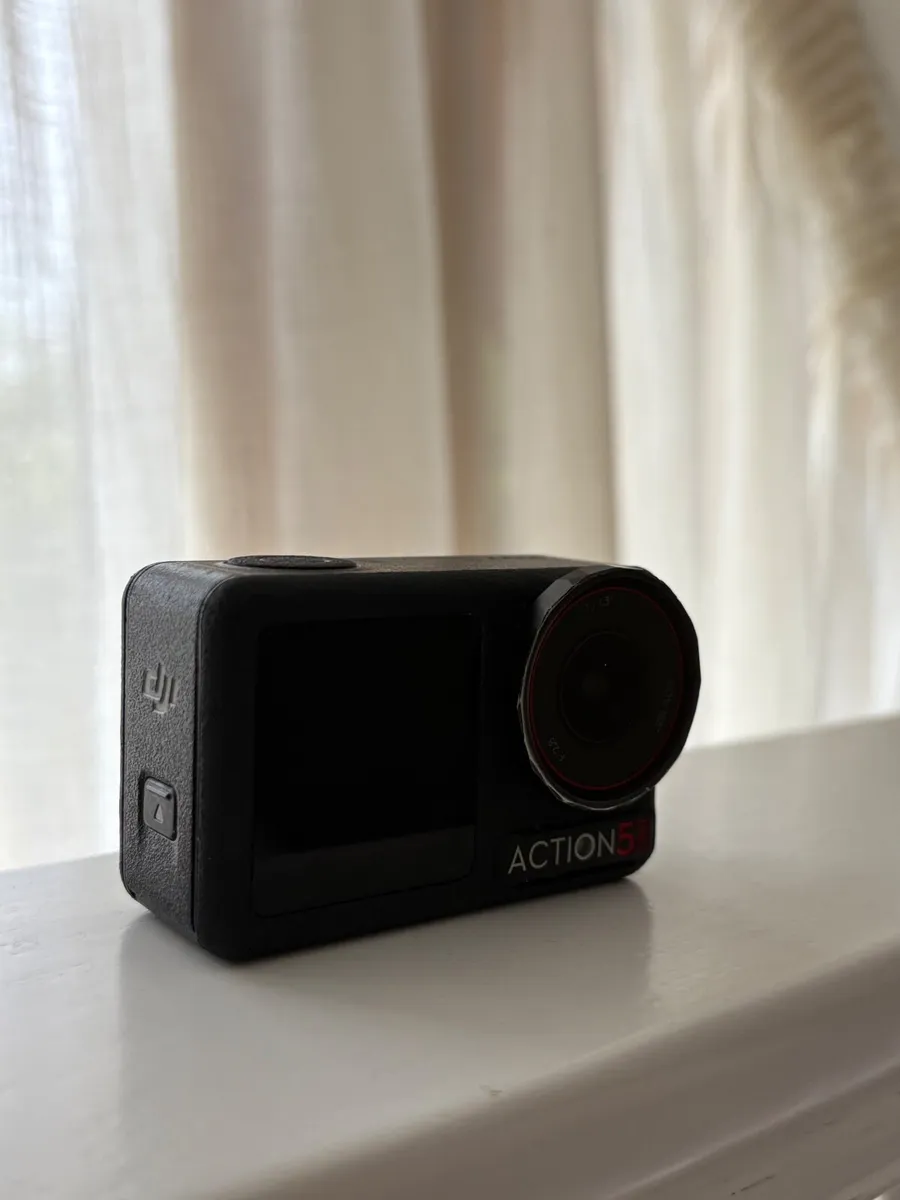 DJI Osmo Action 5 Pro - with Battery pack and SD - Image 3