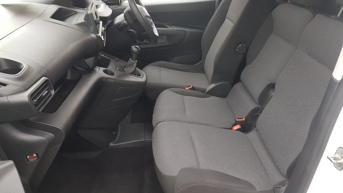 Peugeot Partner 2021 HI SPECK VAT INVOICE - Image 4