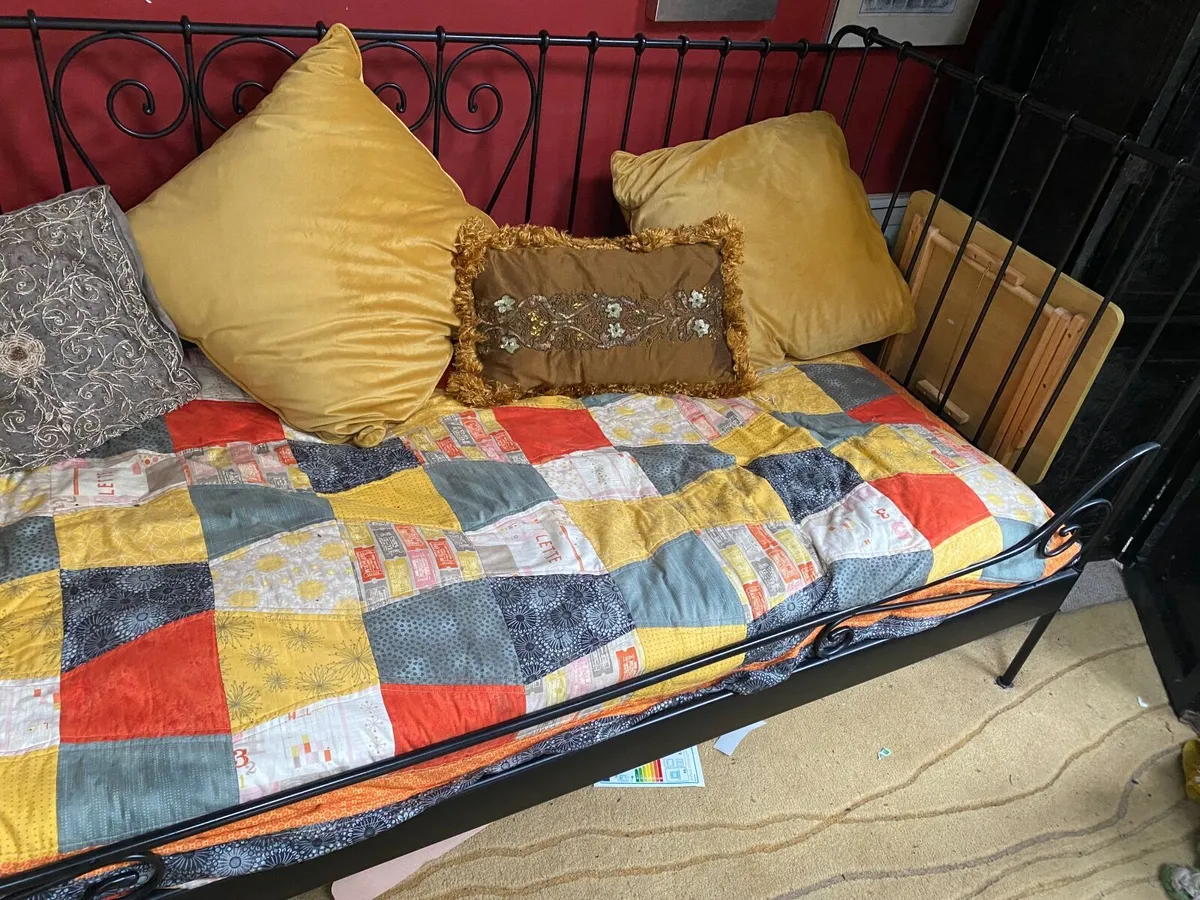 Day bed/single bed - Image 2