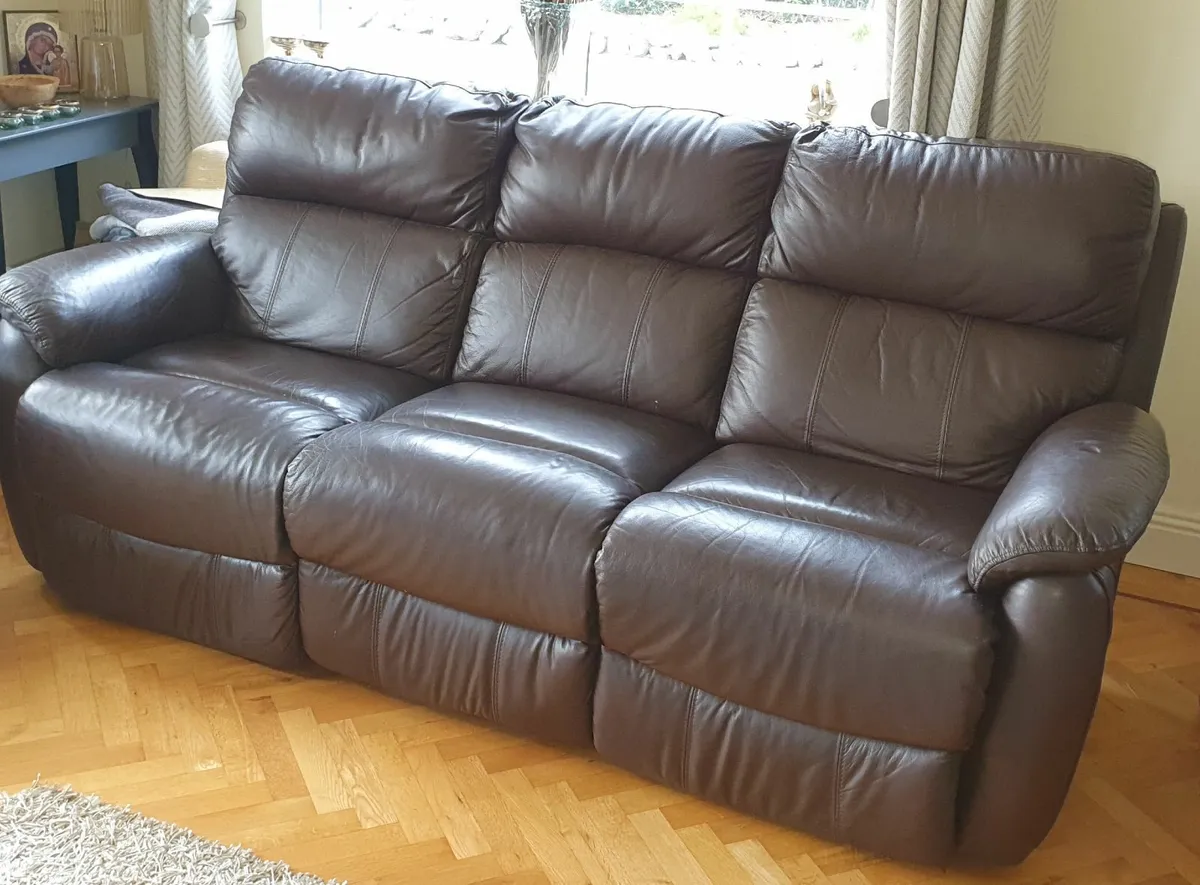 3 Piece Leather Recliner Suite - Image 1