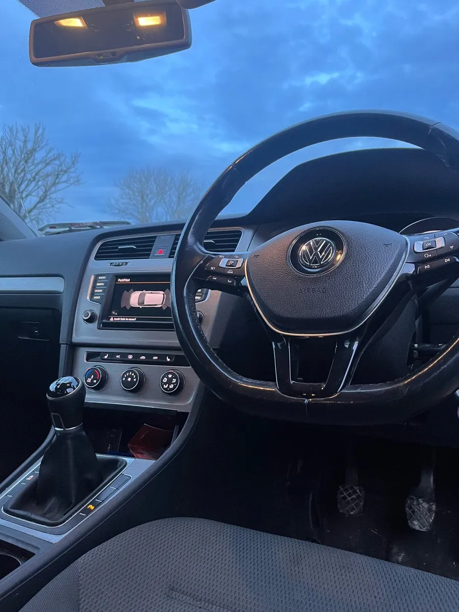 2016 Volkswagen Golf 1.6 diesel - Image 3