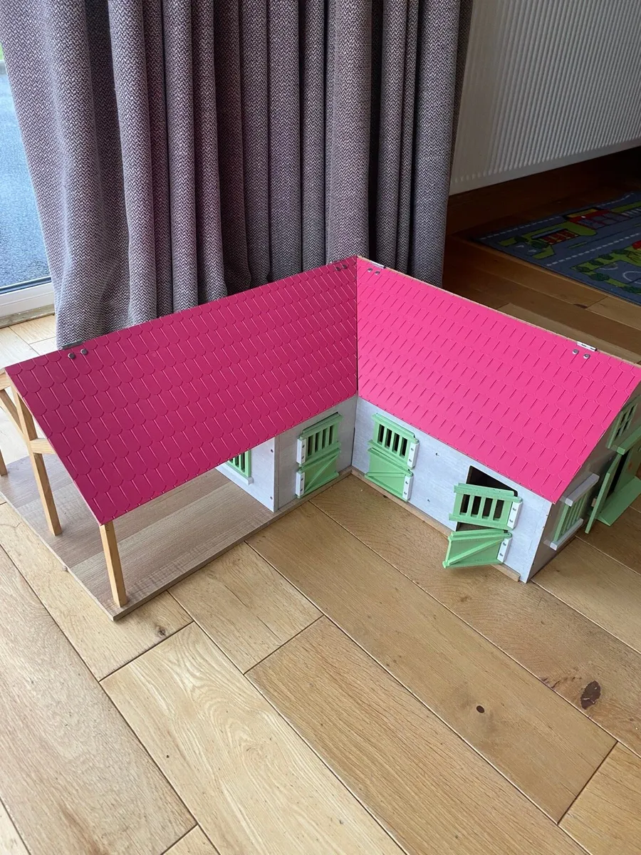 Kids Horse Stable - Image 3