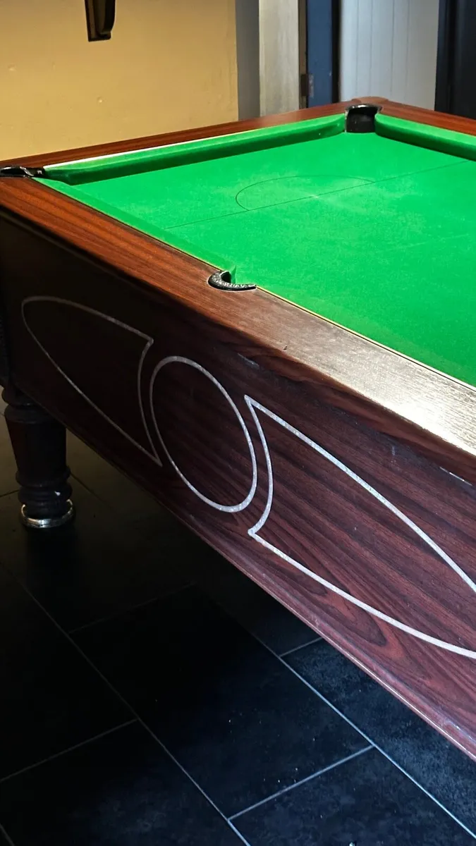 Pool Table - Image 4