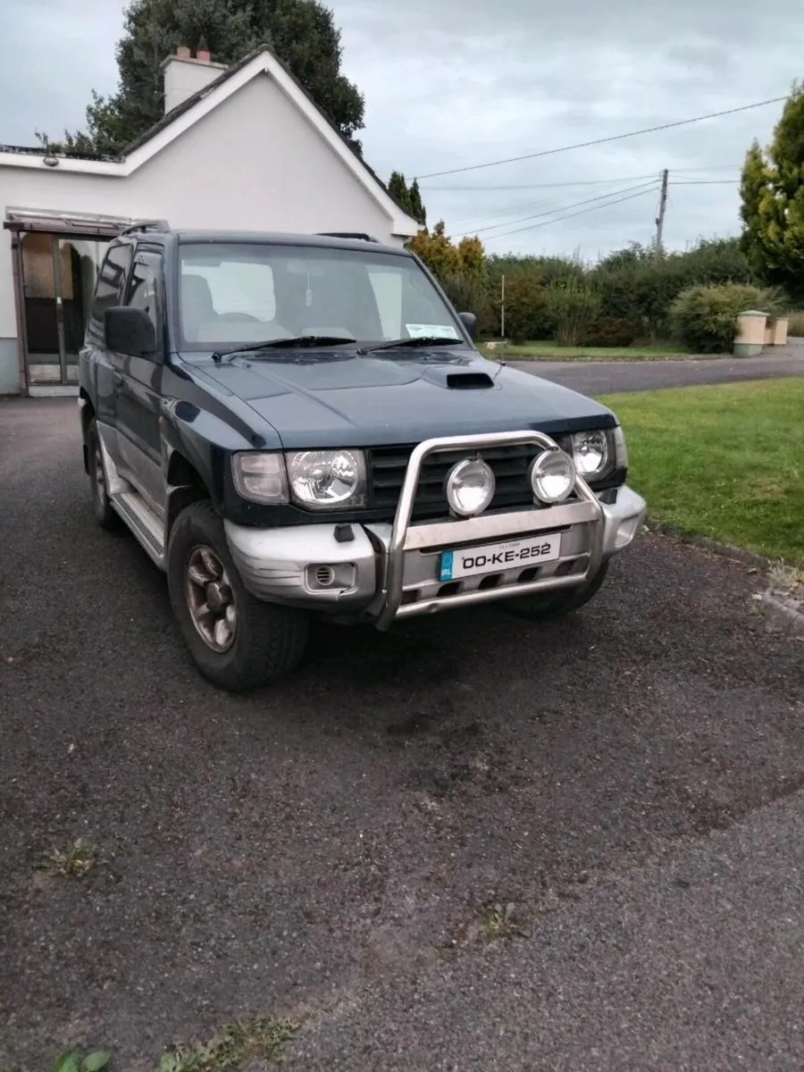 Mitsubishi Pajero - Image 1