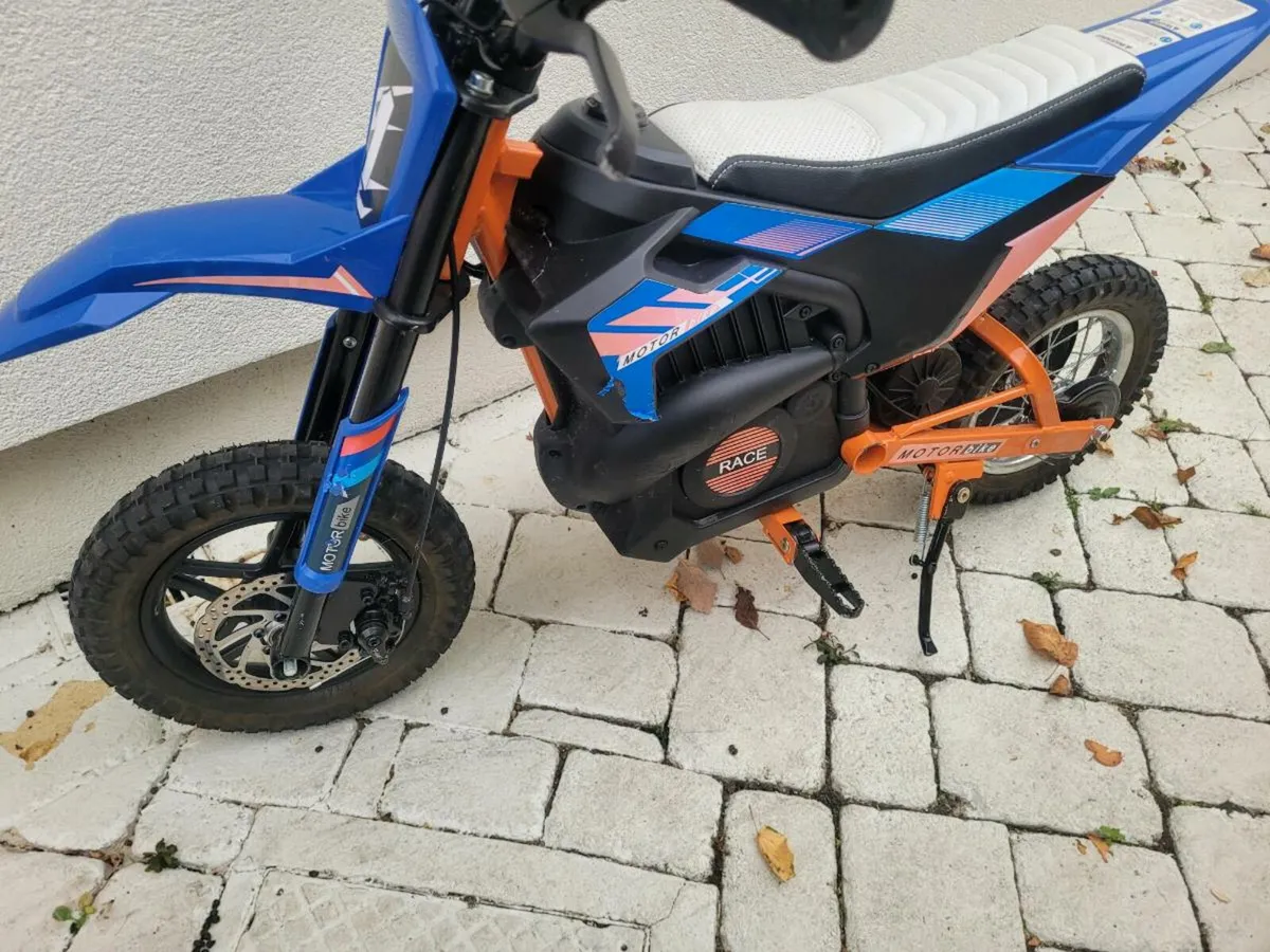 Kids electric dirtbikes x2 - Image 3
