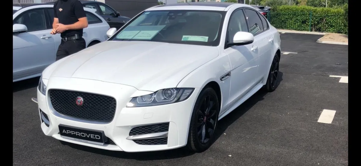 Jaguar XF - Image 1