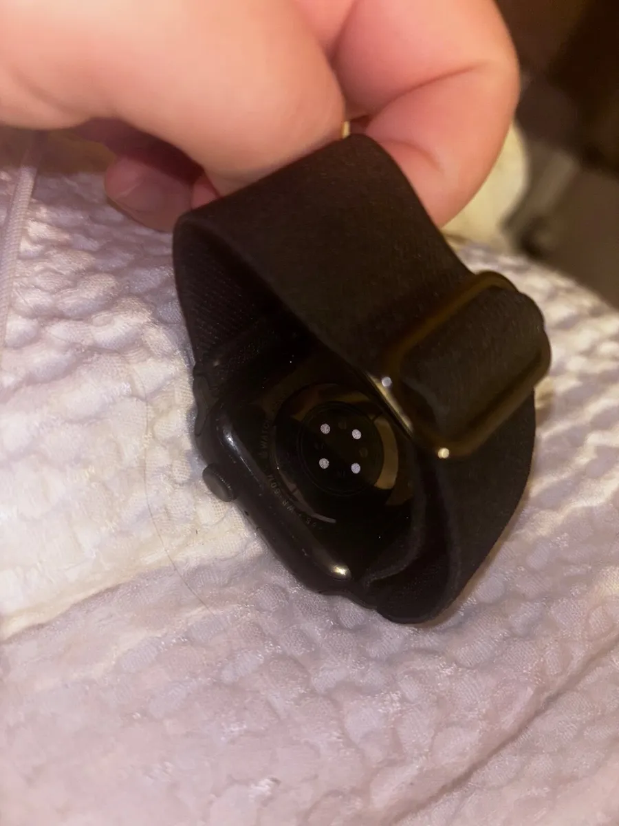 Apple Watch - Image 1