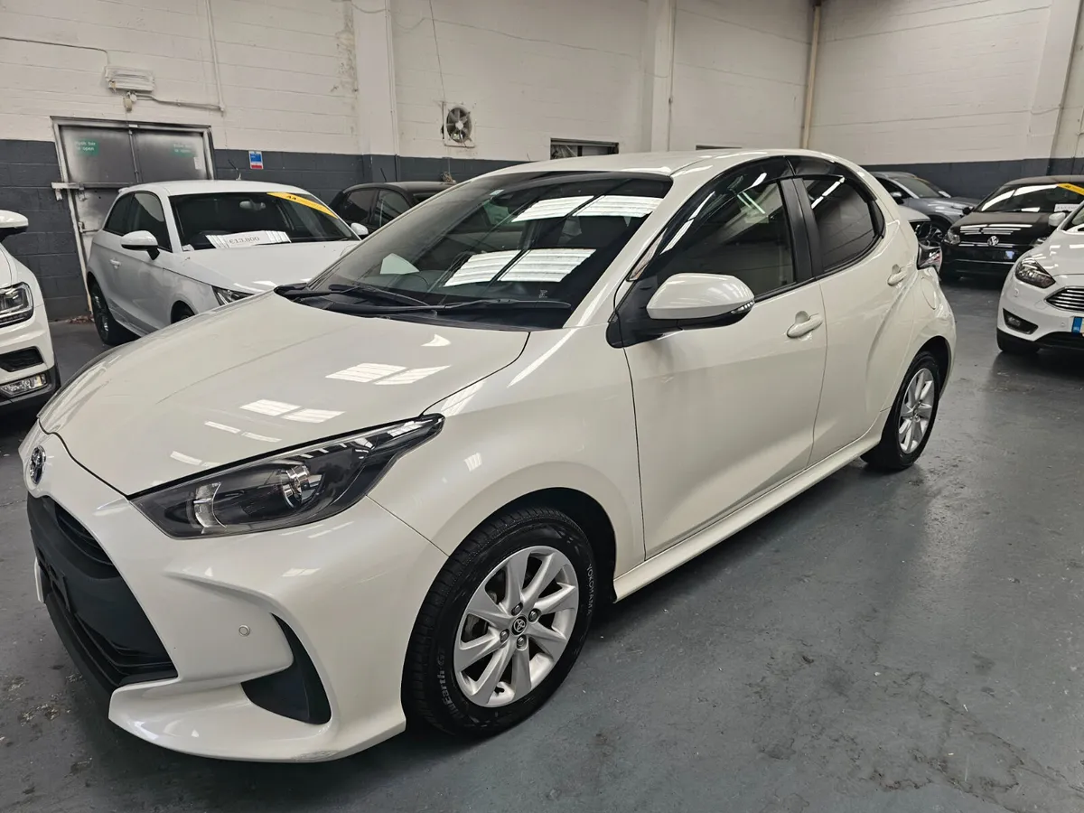Toyota Yaris Hybrid 2020 - Image 3