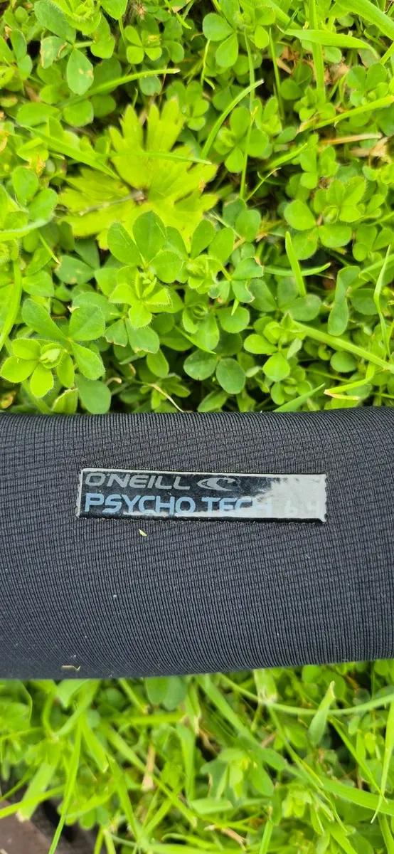 O'Neill Psycho Tech 6/4+ Hooded Chest Zip - Image 4
