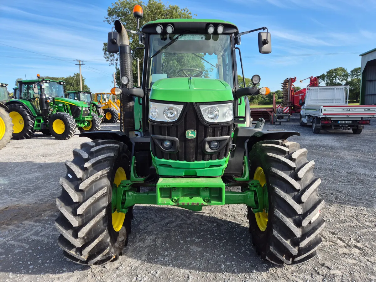 John Deere 6115M 2016 - Image 4