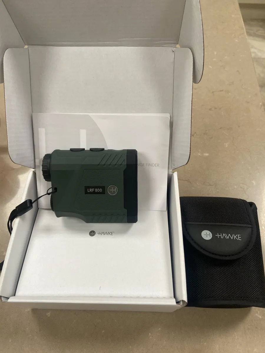 Hawke 800 yard range finder - Image 1