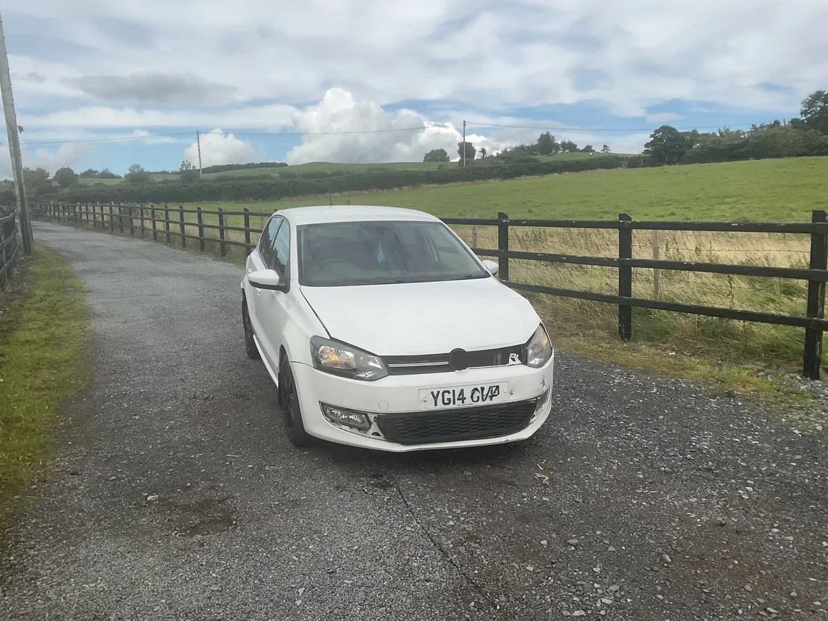 2X 2014 Volkswagen polo white 1.2 diesel - Image 1