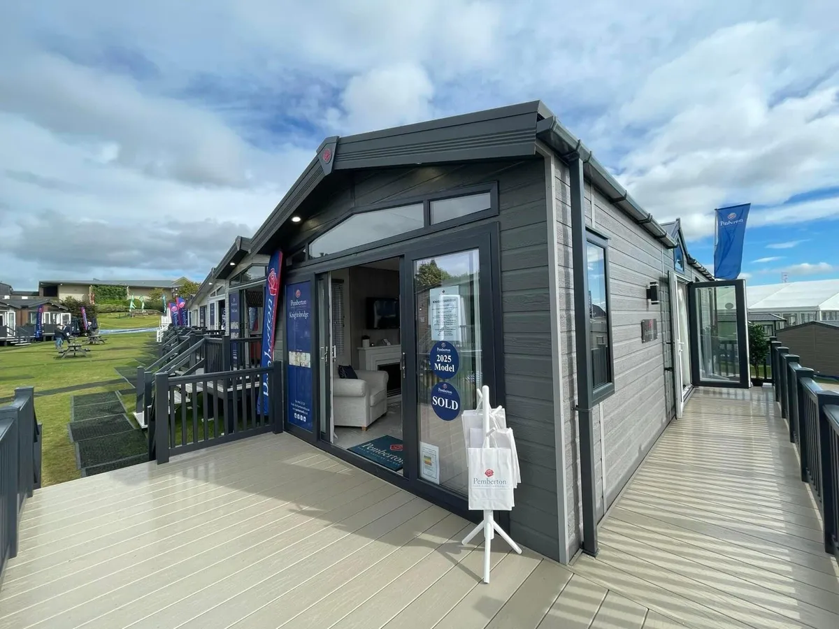 Pemberton Knightsbridge mobile home - Image 1