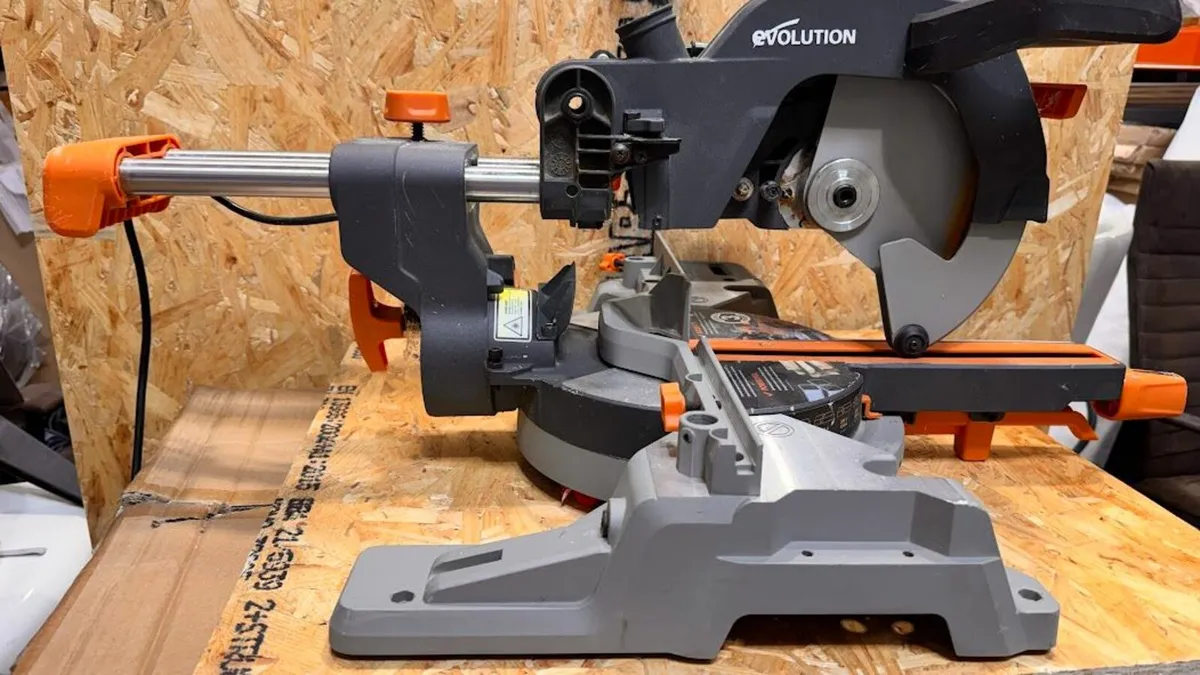 Evolution R255 Mitre Saw - Image 2