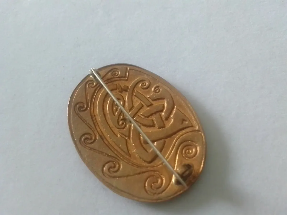 VINTAGE CELTIC COPPER ENAMEL BROOCH - Image 2