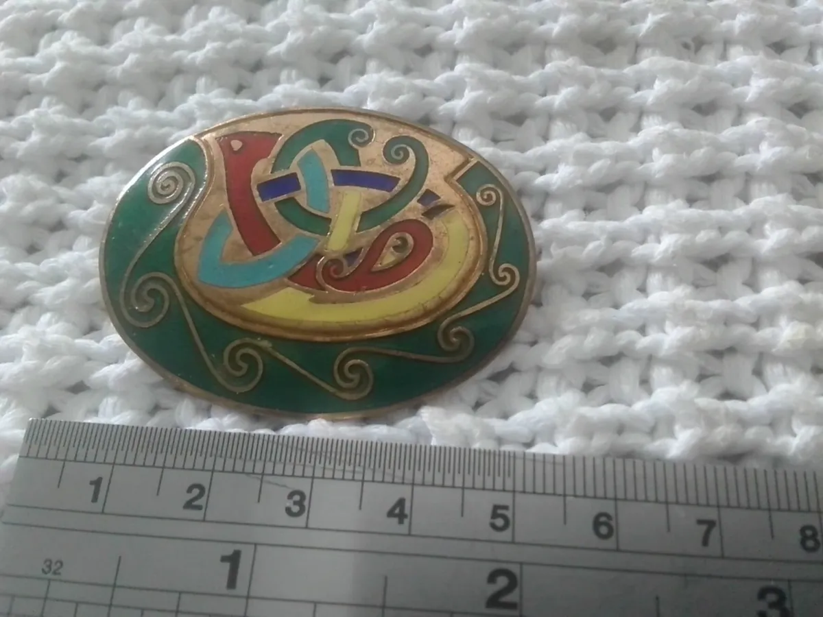 VINTAGE CELTIC COPPER ENAMEL BROOCH - Image 4