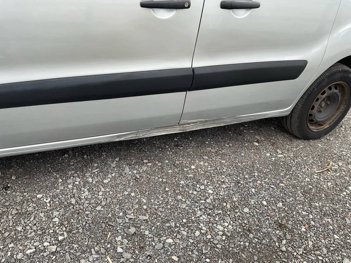 2018 Peugeot partner sliver 83k - Image 4