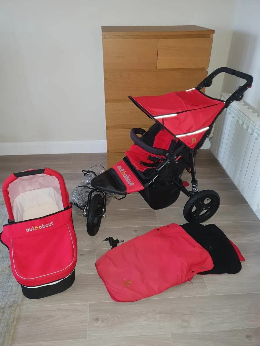 Out N About with caerycot, very good condition! - Image 1