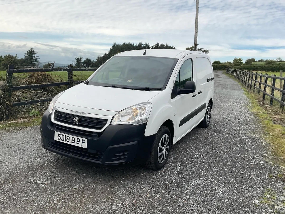 2018 Peugeot partner white sat nav 53k no vat - Image 2
